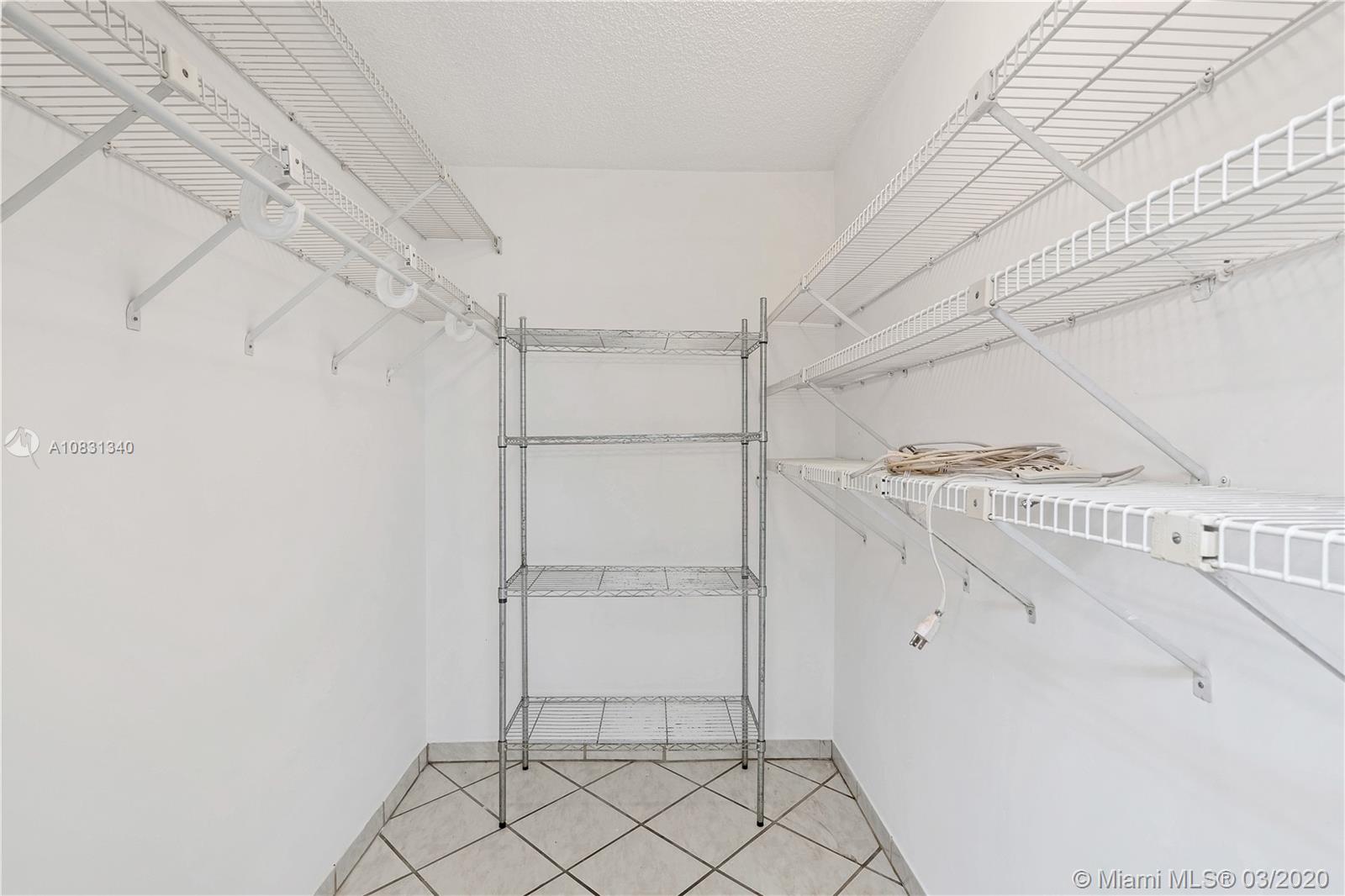 19255 Franjo Road Cutler Bay, FL 33157 - Photo 6 of 25