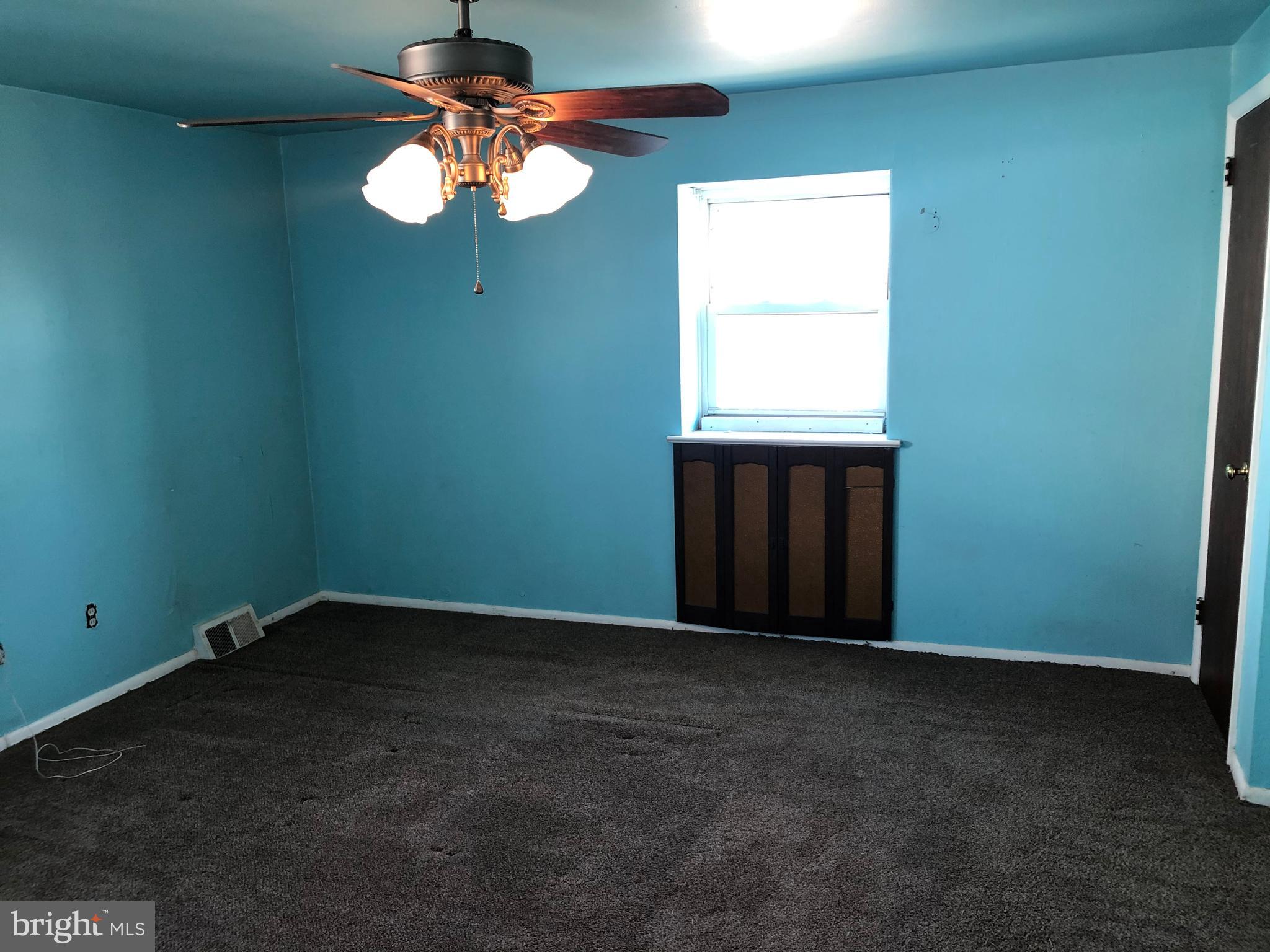 2832 Chase Road Philadelphia, PA 19152 - Photo 14 of 33 Gallery Image 14
