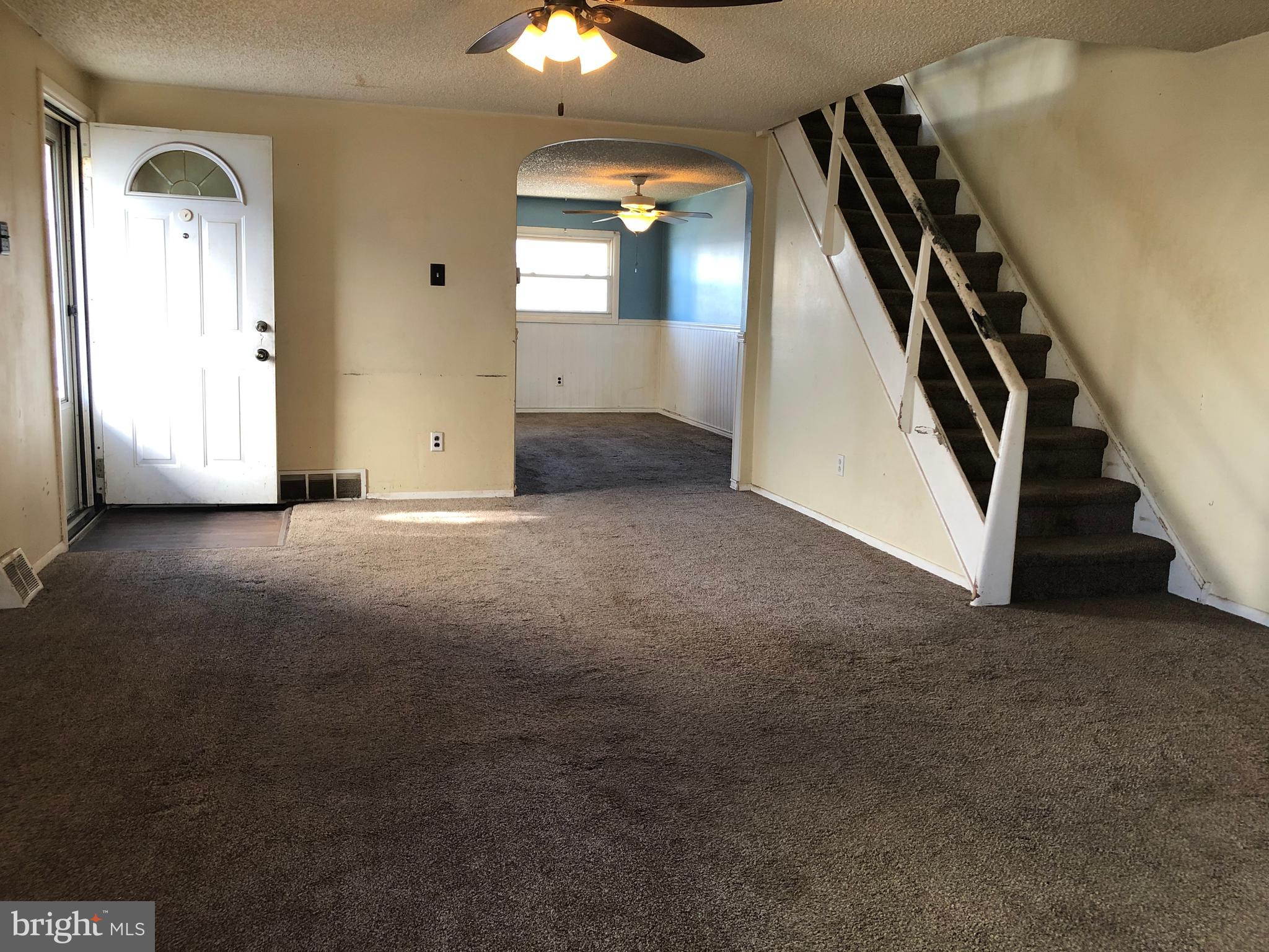 2832 Chase Road Philadelphia, PA 19152 - Photo 5 of 33 Gallery Image 5