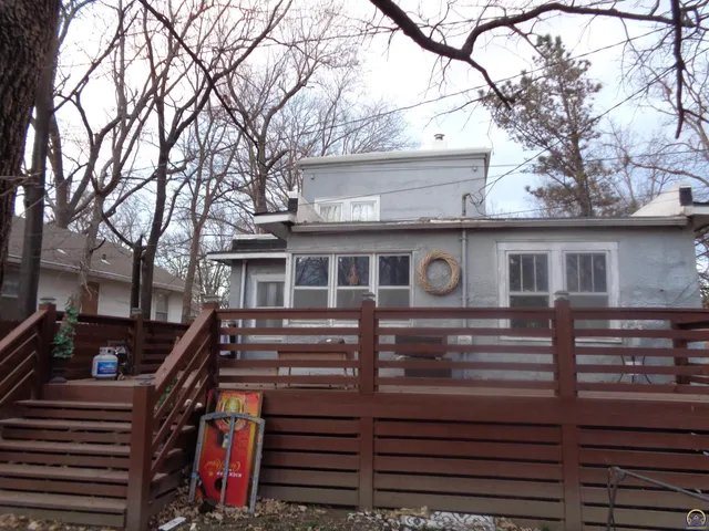 $119,500 | 813 Southwest 2nd Street, Topeka, KS 66603