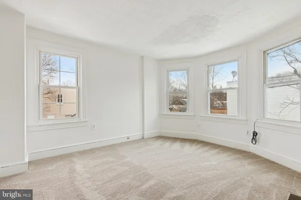 $225,000 | 415 Walnut Street, Pottstown, PA 19464