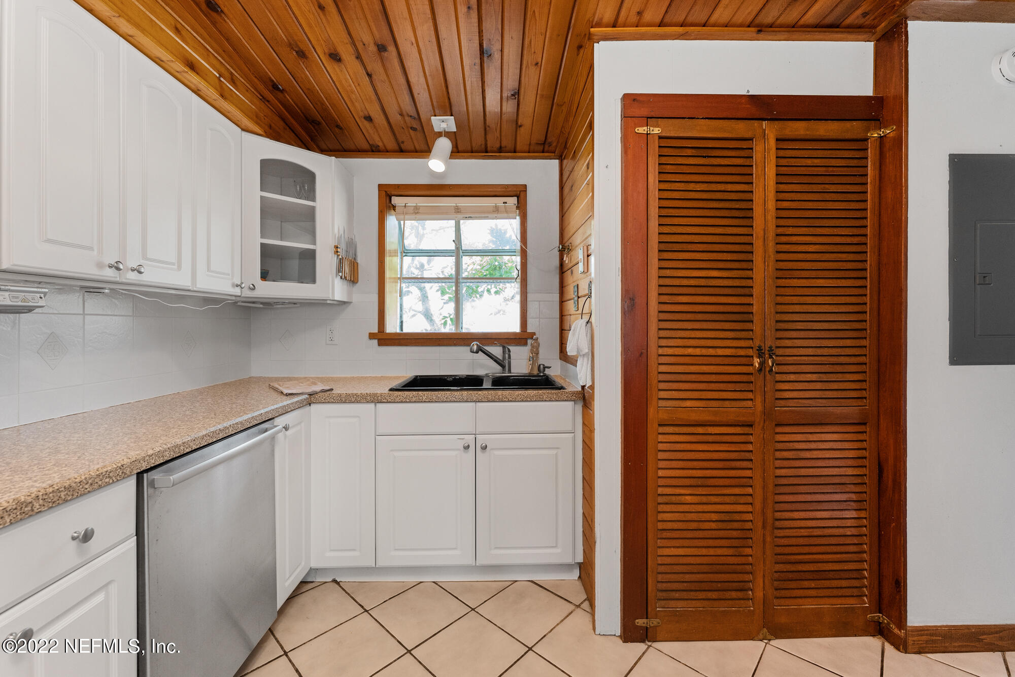 2233 Seminole Road, Unit 22 Atlantic Beach, FL 32233 - Photo 14 of 34 2233 Seminole Rd Unit 22 Edit-26