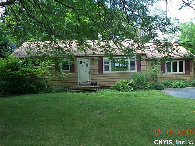 107 Sunnyfield Road Camillus, NY 13031 - Photo 1 of 1 Exterior Front