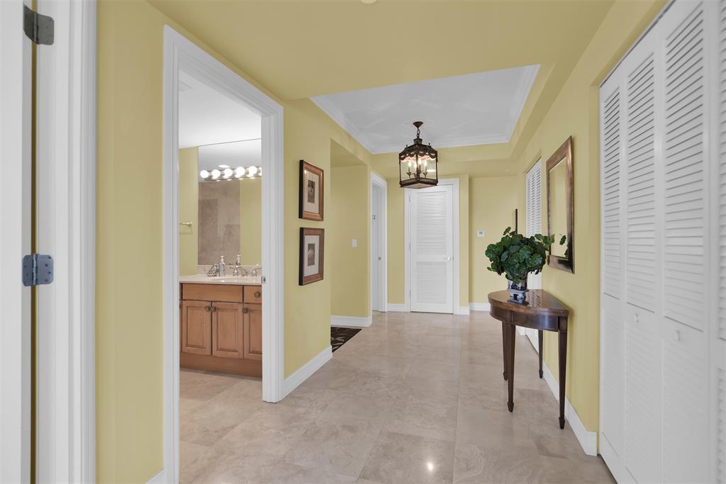 9 Northeast 20th Avenue, Unit 403 Deerfield Beach, FL 33441 - Photo 21 of 58