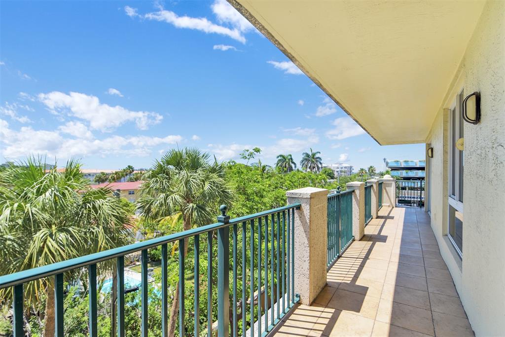 9 Northeast 20th Avenue, Unit 403 Deerfield Beach, FL 33441 - Photo 34 of 58