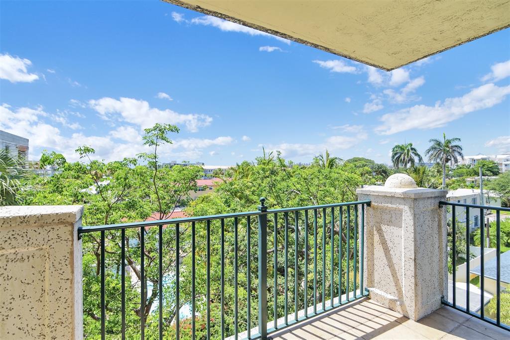 9 Northeast 20th Avenue, Unit 403 Deerfield Beach, FL 33441 - Photo 36 of 58