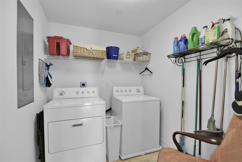 9 Northeast 20th Avenue, Unit 403 Deerfield Beach, FL 33441 - Photo 37 of 58