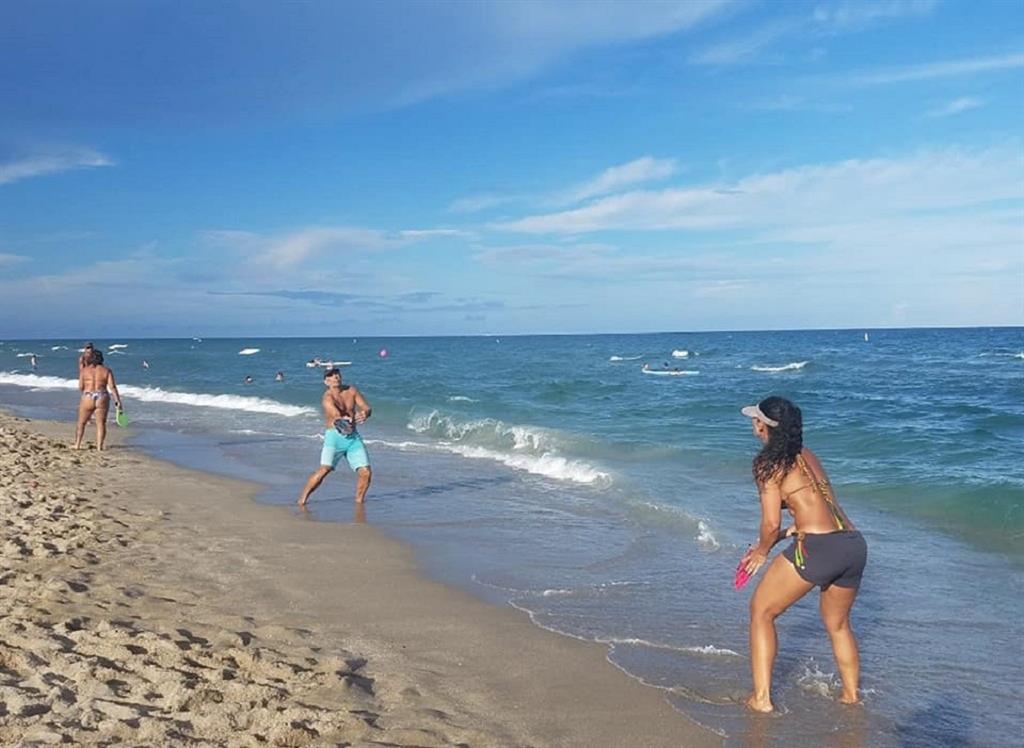 9 Northeast 20th Avenue, Unit 403 Deerfield Beach, FL 33441 - Photo 48 of 58 a view of a lake