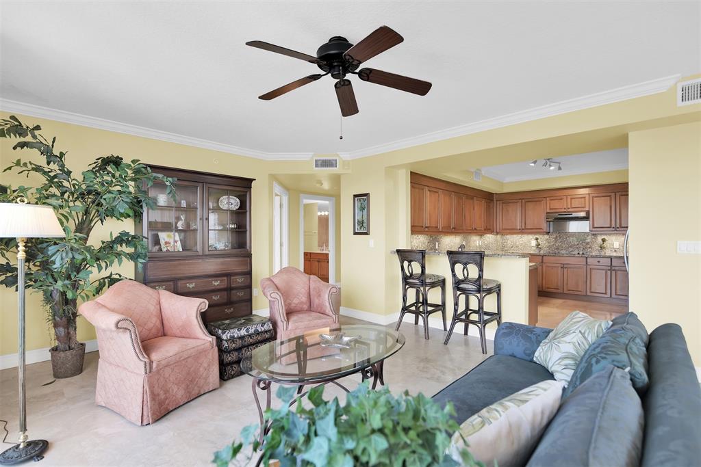 9 Northeast 20th Avenue, Unit 403 Deerfield Beach, FL 33441 - Photo 5 of 58