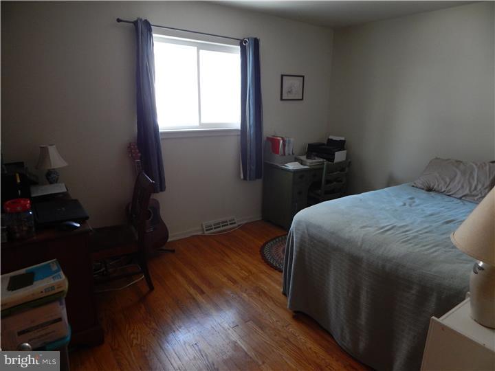 311 Gilpin Road Willow Grove, PA 19090 - Photo 6 of 7 Bedroom 2