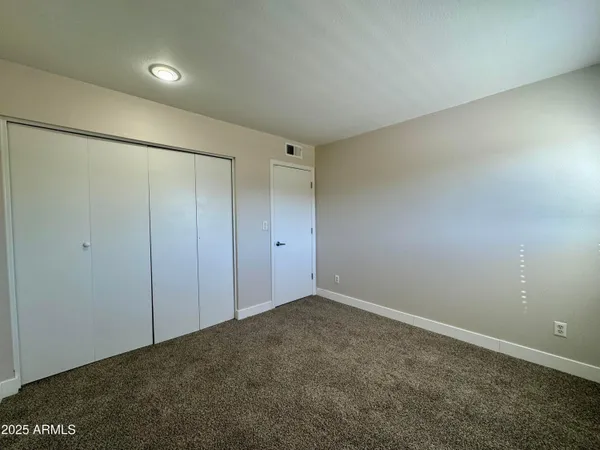 $825 | 1702 West Tuckey Lane, Unit 231, Phoenix, AZ 85015