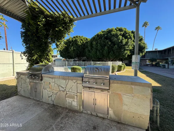 $825 | 1702 West Tuckey Lane, Unit 231, Phoenix, AZ 85015