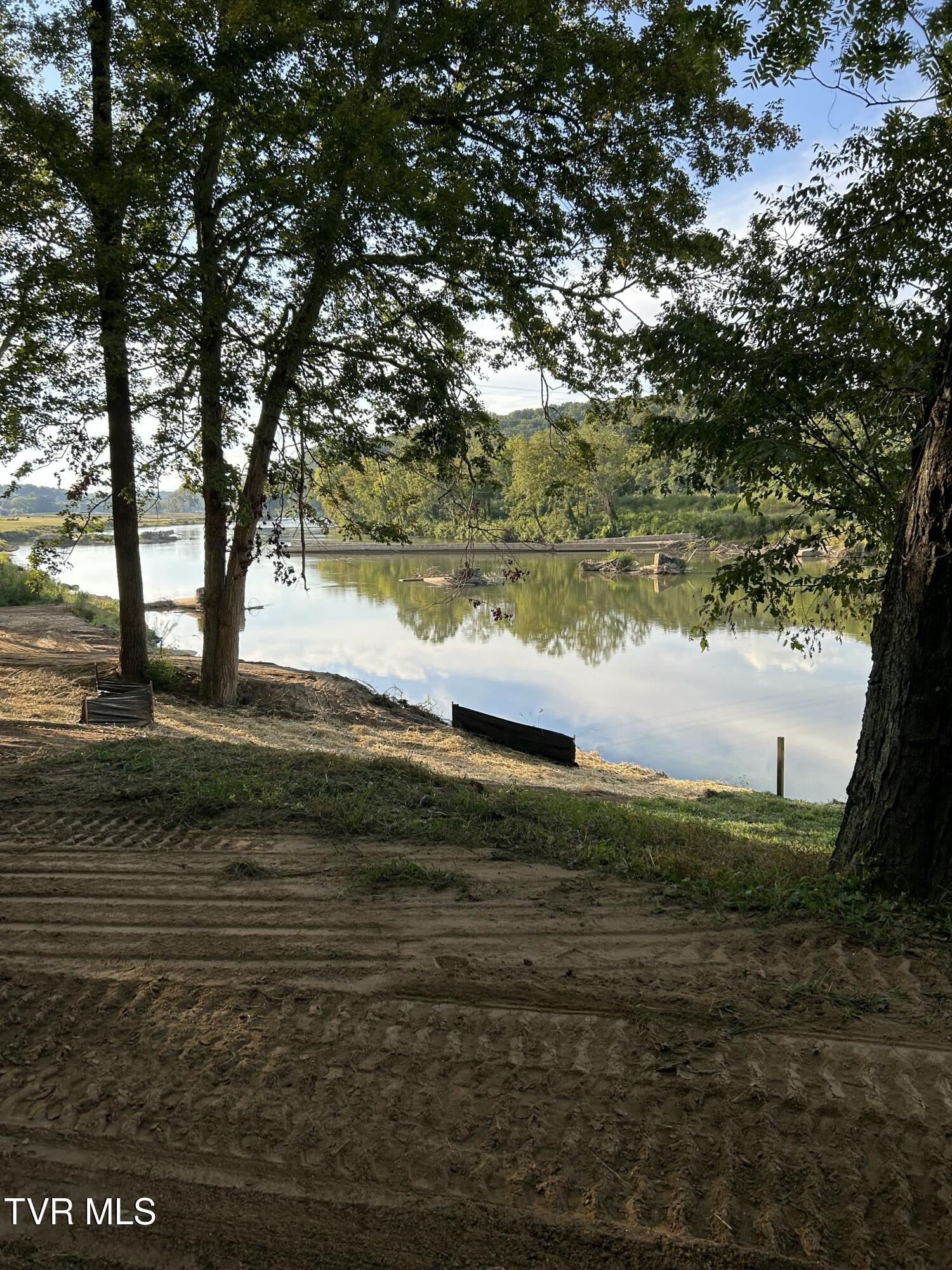 1633 Poplar Springs Road, Unit 6 Greeneville, TN 37743 - Photo 13 of 43 7329CC23-5075-4CD8-9226-629586A0D939