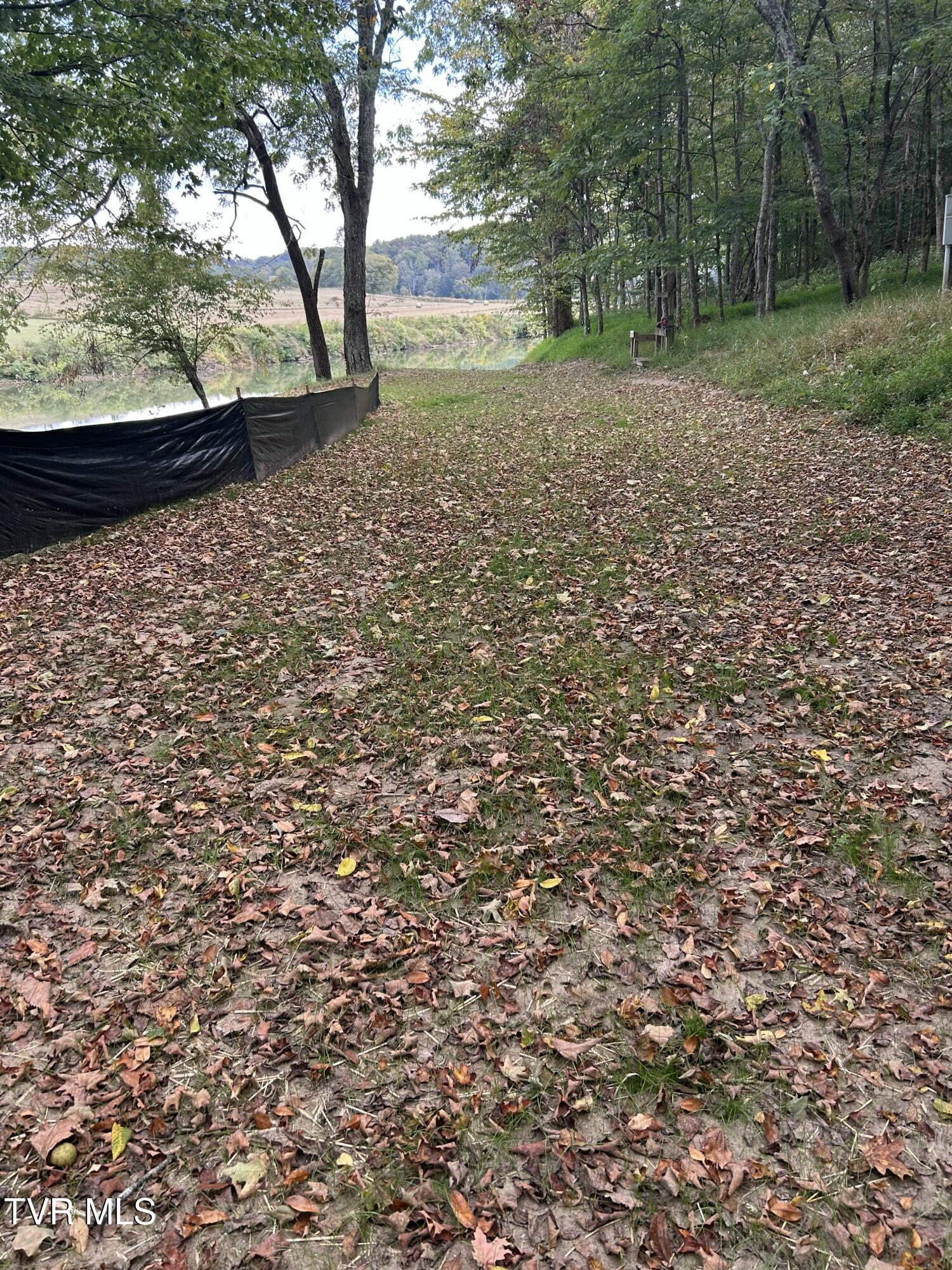 1633 Poplar Springs Road, Unit 6 Greeneville, TN 37743 - Photo 22 of 43 9948CC5D-FABB-4A93-B8B3-FB66E60EACFE