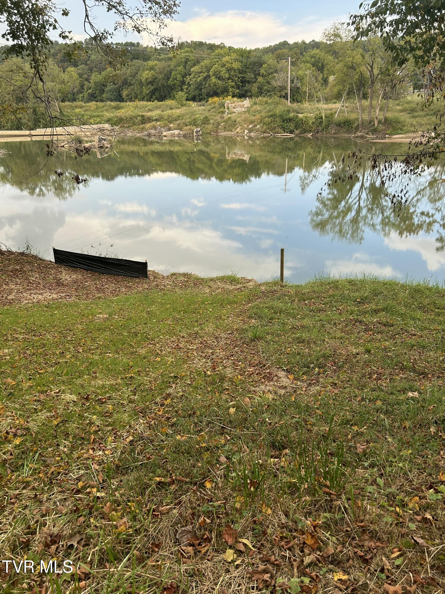 1633 Poplar Springs Road, Unit 6 Greeneville, TN 37743 - Photo 26 of 43 DFA7AE8E-8FE9-4AF5-A831-C65B12F6C228