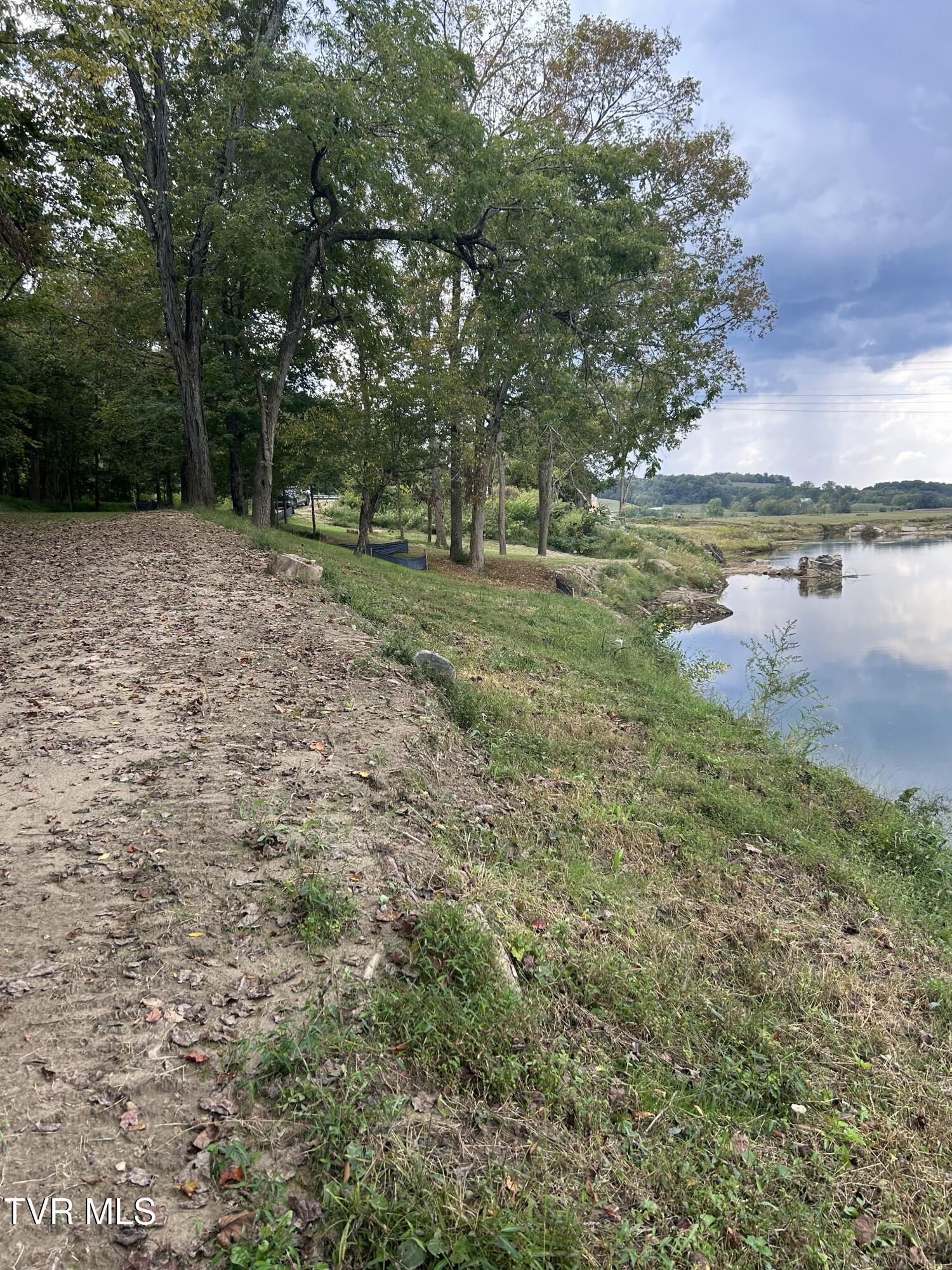 1633 Poplar Springs Road, Unit 6 Greeneville, TN 37743 - Photo 28 of 43 E0B2E1CA-4C7A-47D4-9BE2-DA6DBFA23A40