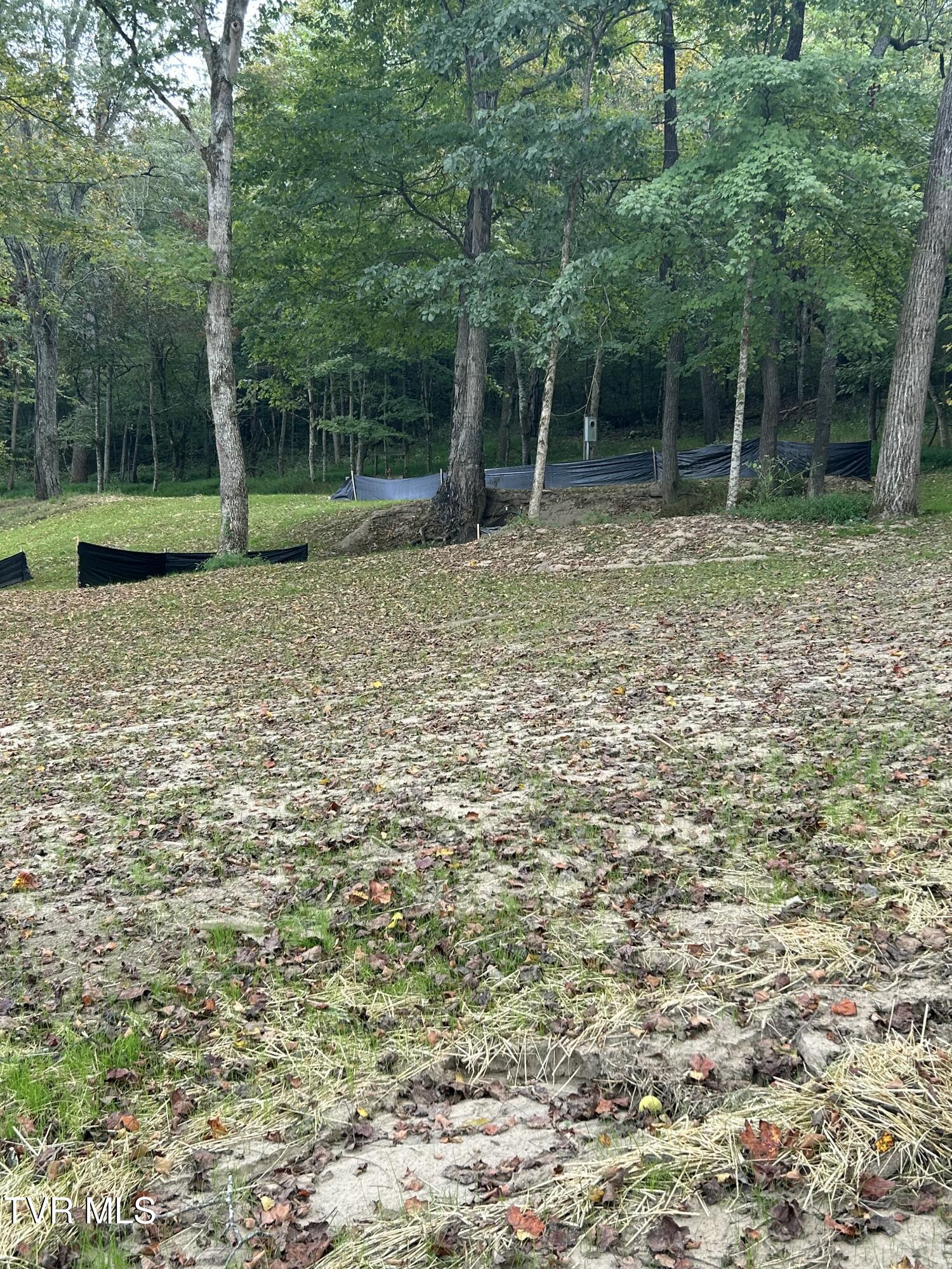 1633 Poplar Springs Road, Unit 6 Greeneville, TN 37743 - Photo 36 of 43 403B7BC3-59B4-4FB6-BBB4-A91A7C87D6A1