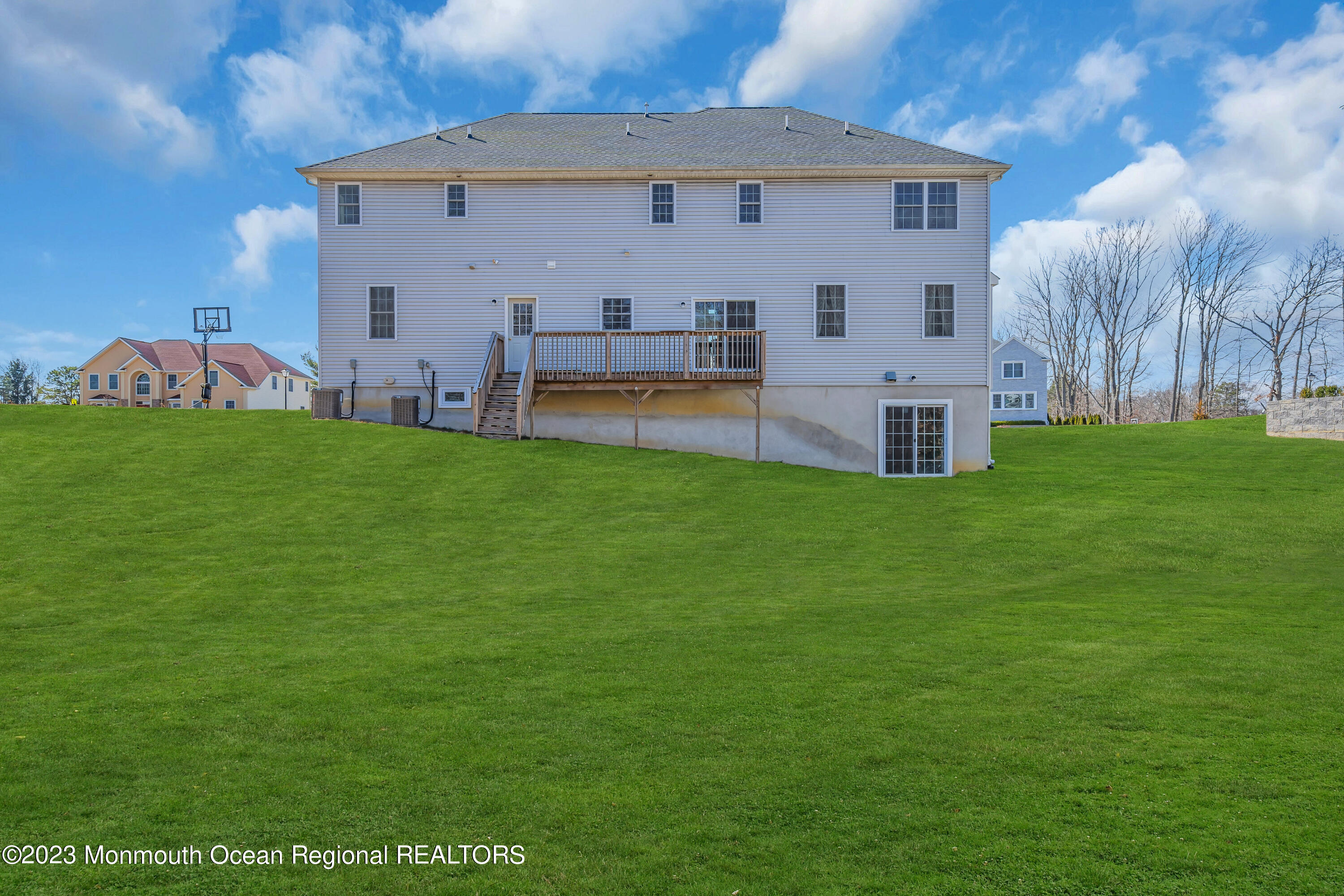 10 Hillcrest Road Morganville, NJ 07751 - Photo 35 of 36 065_dsc07050-1