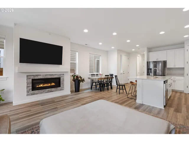 $479,900 | 3018 North Pioneer Canyon Drive, Ridgefield, WA 98642