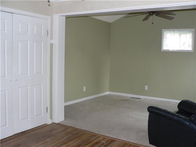 6465 Linworth Road Columbus, OH 43085 - Photo 7 of 9