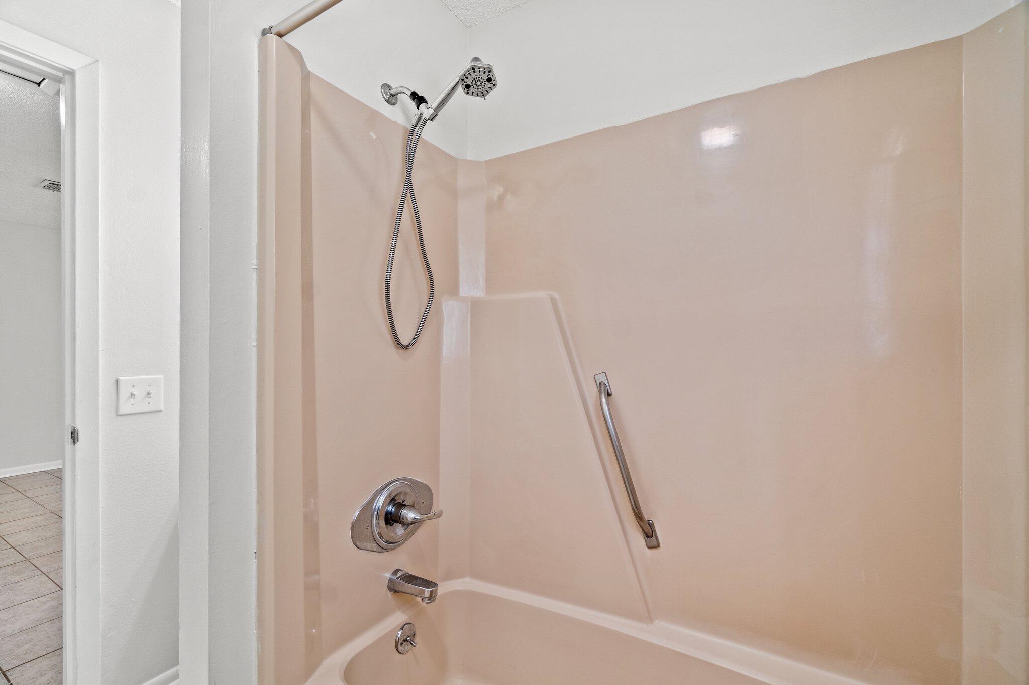 248 4 Mile Road, Unit G Freeport, FL 32439 - Photo 17 of 19