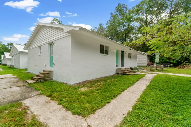 $1,400 | 248 4 Mile Road, Unit G, Freeport, FL 32439