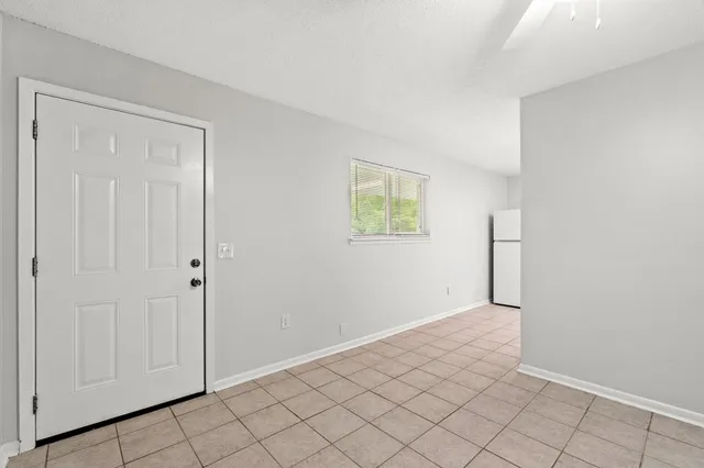 $1,400 | 248 4 Mile Road, Unit G, Freeport, FL 32439