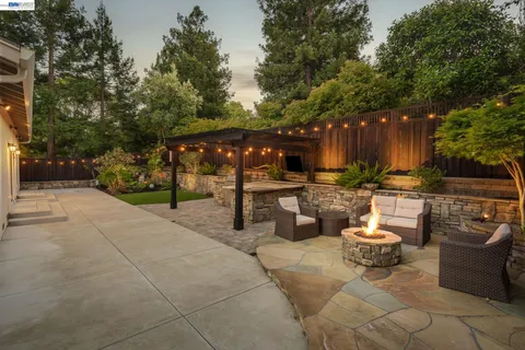 $1,899,950 | 7782 Castilian Road, Dublin, CA 94568