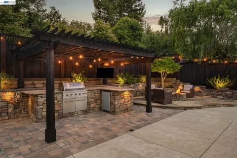 $1,899,950 | 7782 Castilian Road, Dublin, CA 94568