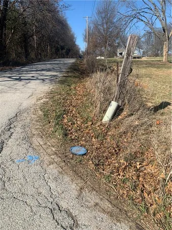 $170,000 | 8530 Trail Ridge Road, Kansas City, MO 64139