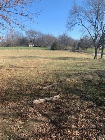 $170,000 | 8530 Trail Ridge Road, Kansas City, MO 64139