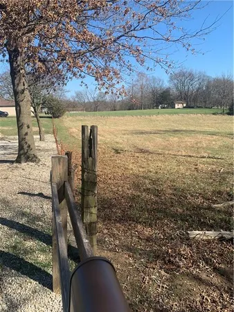 $170,000 | 8530 Trail Ridge Road, Kansas City, MO 64139