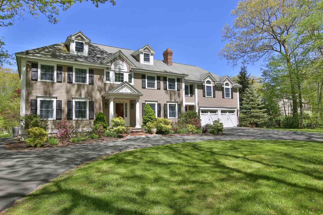 33 Chapel Road North Hampton, NH 03862 - Photo 1 of 39