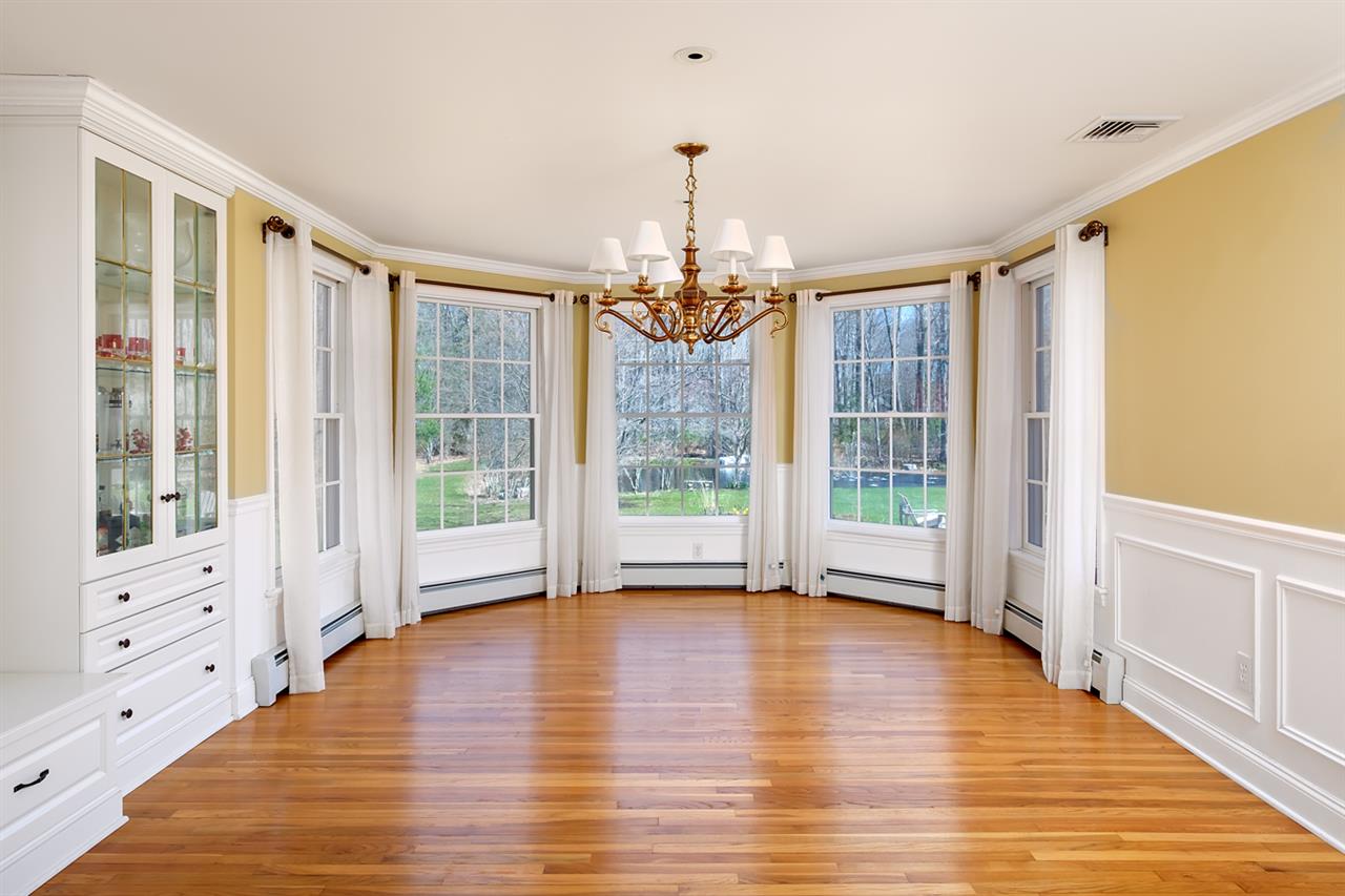 33 Chapel Road North Hampton, NH 03862 - Photo 15 of 39