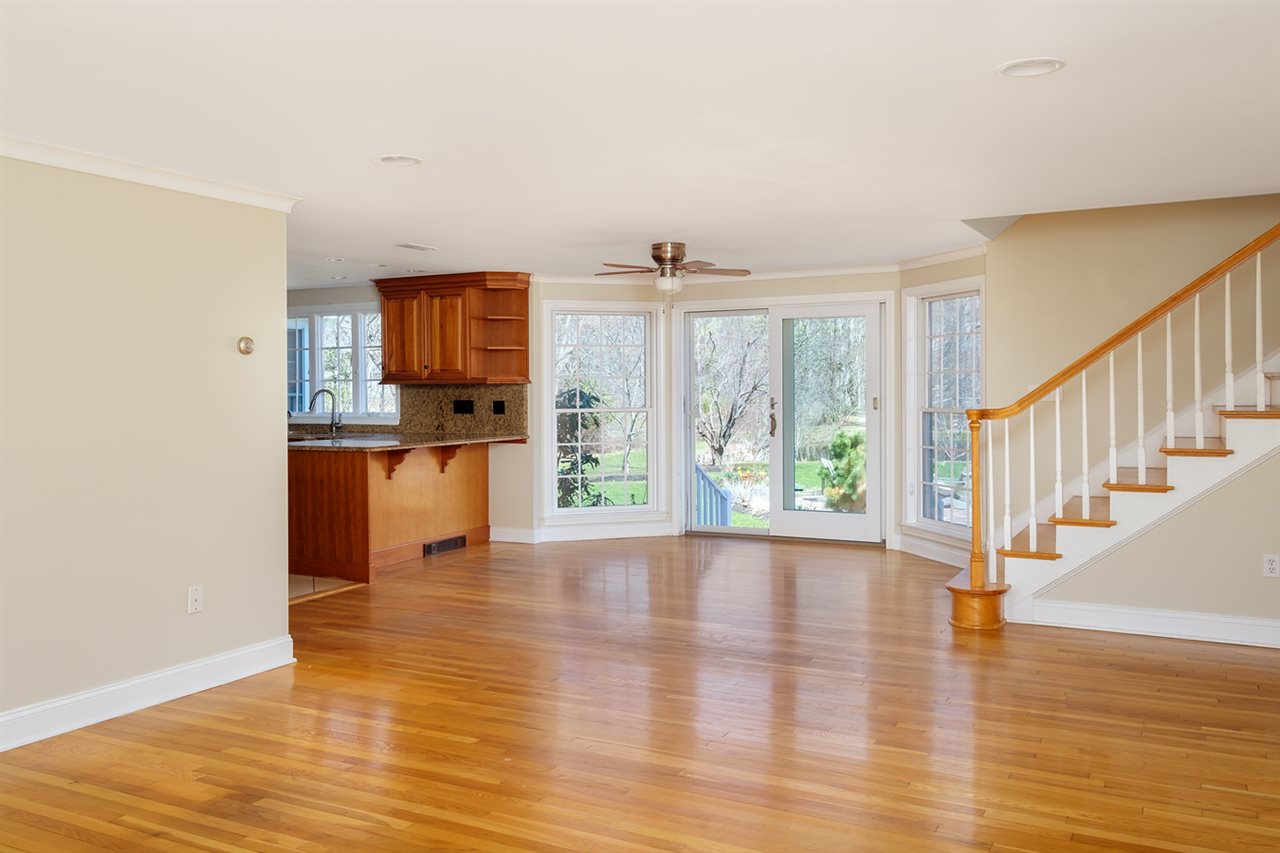 33 Chapel Road North Hampton, NH 03862 - Photo 18 of 39