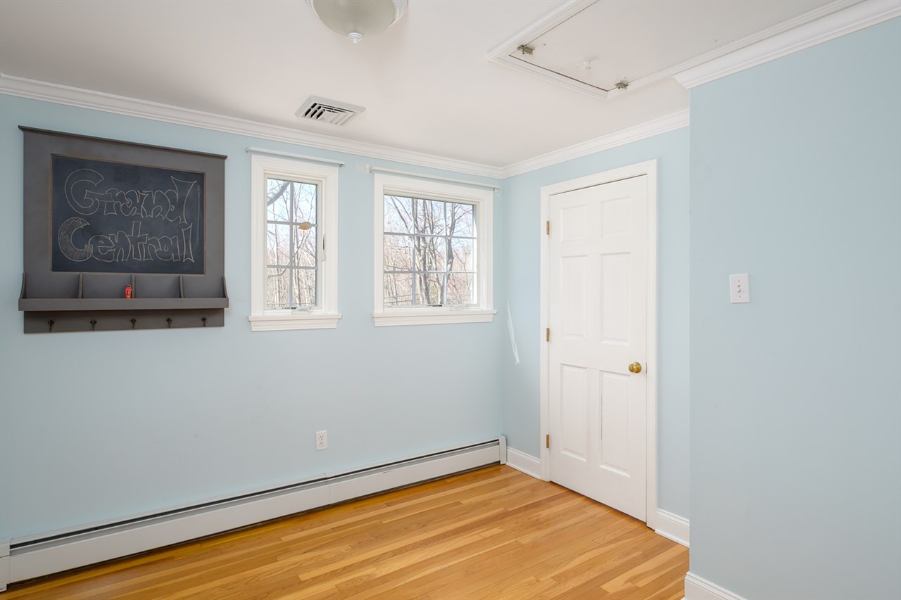 33 Chapel Road North Hampton, NH 03862 - Photo 26 of 39