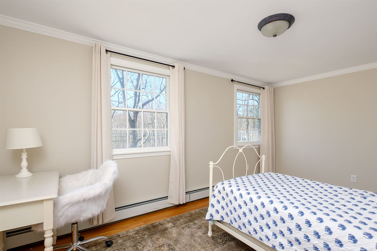 33 Chapel Road North Hampton, NH 03862 - Photo 28 of 39