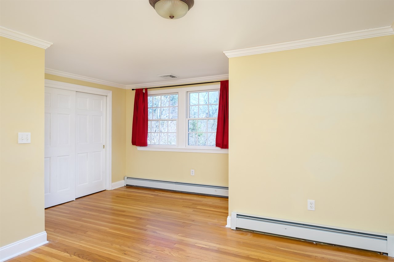 33 Chapel Road North Hampton, NH 03862 - Photo 29 of 39