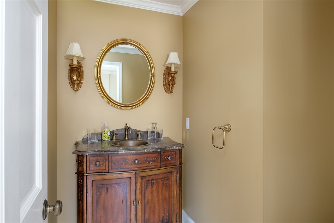 33 Chapel Road North Hampton, NH 03862 - Photo 32 of 39