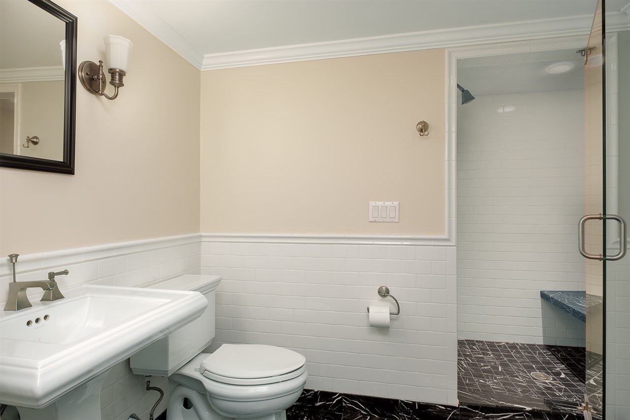33 Chapel Road North Hampton, NH 03862 - Photo 34 of 39