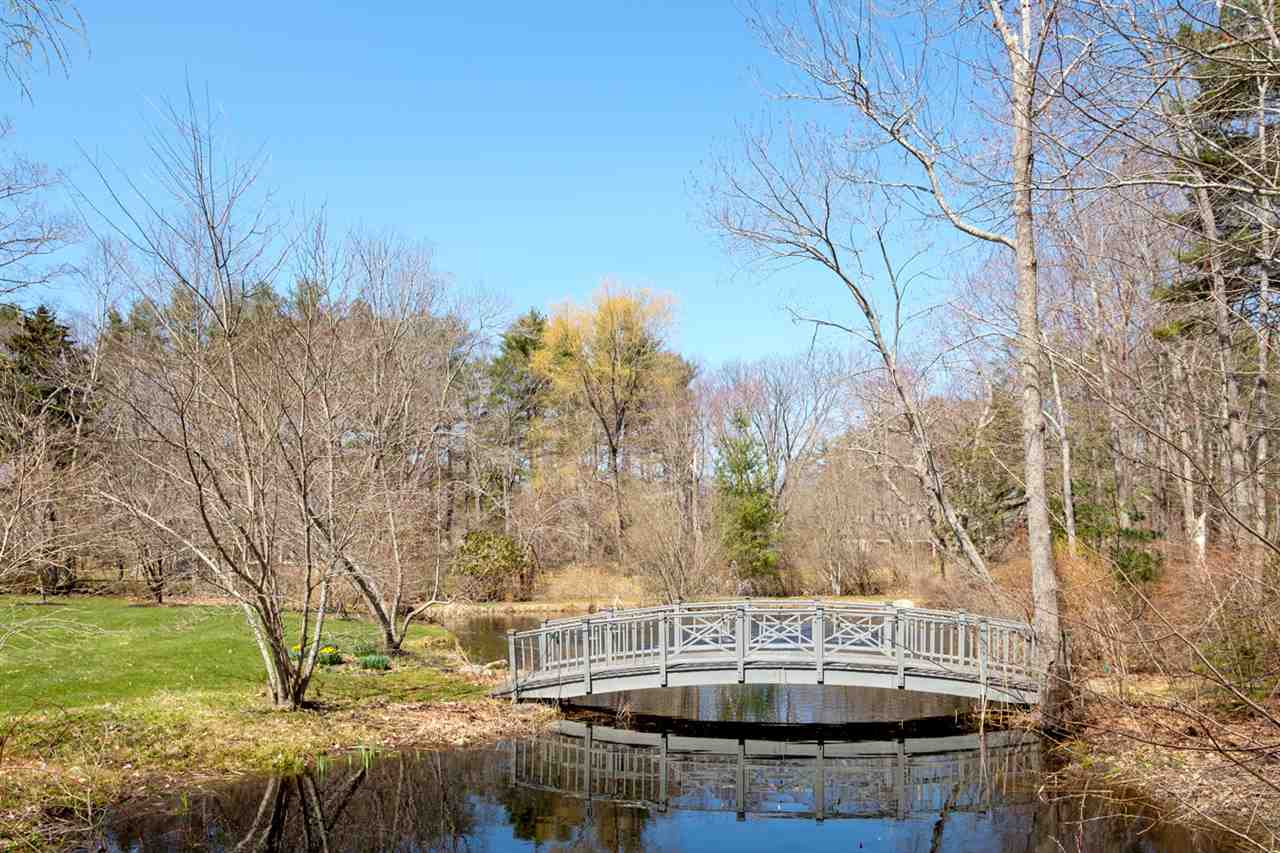 33 Chapel Road North Hampton, NH 03862 - Photo 8 of 39