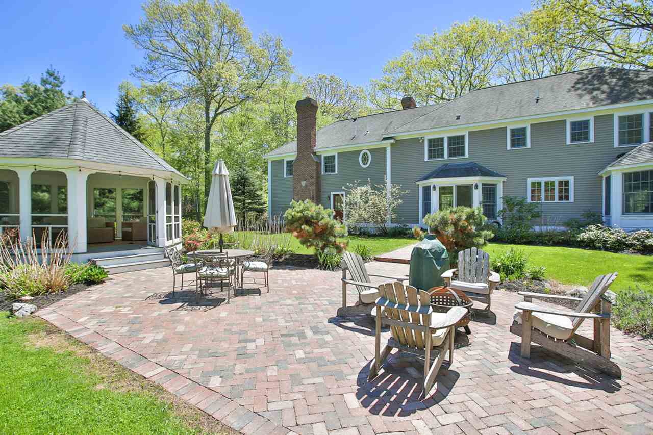 33 Chapel Road North Hampton, NH 03862 - Photo 9 of 39
