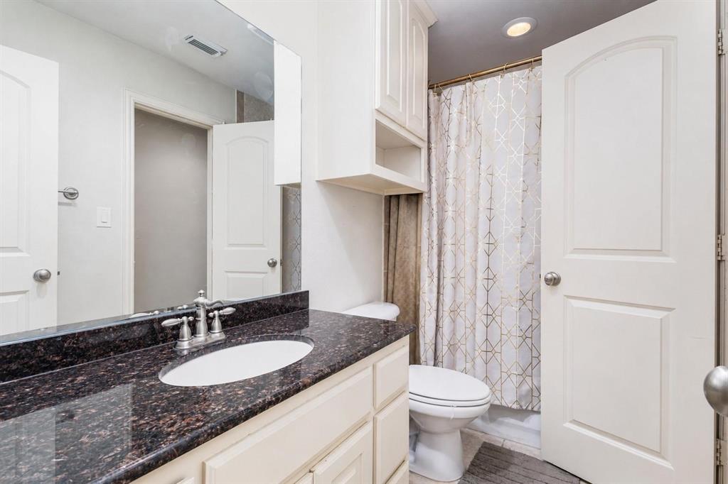 123 Ranch House Road Rockwall, TX 75032 - Photo 15 of 32 Ensuite bathroom