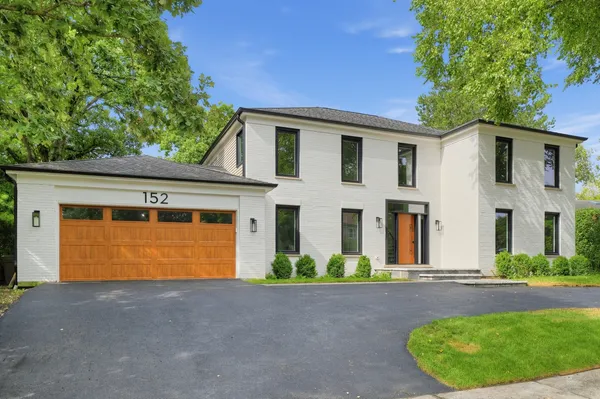 $1,685,000 | 152 Oakmont Drive, Deerfield, IL 60015