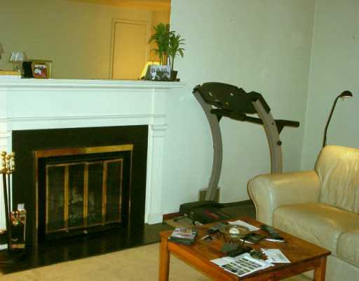 5340 Highgrove Road Whitehall, PA 15234 - Photo 2 of 8 Gallery Image 2