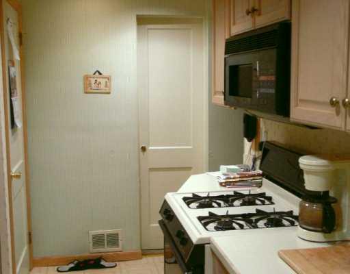 5340 Highgrove Road Whitehall, PA 15234 - Photo 4 of 8 Gallery Image 4