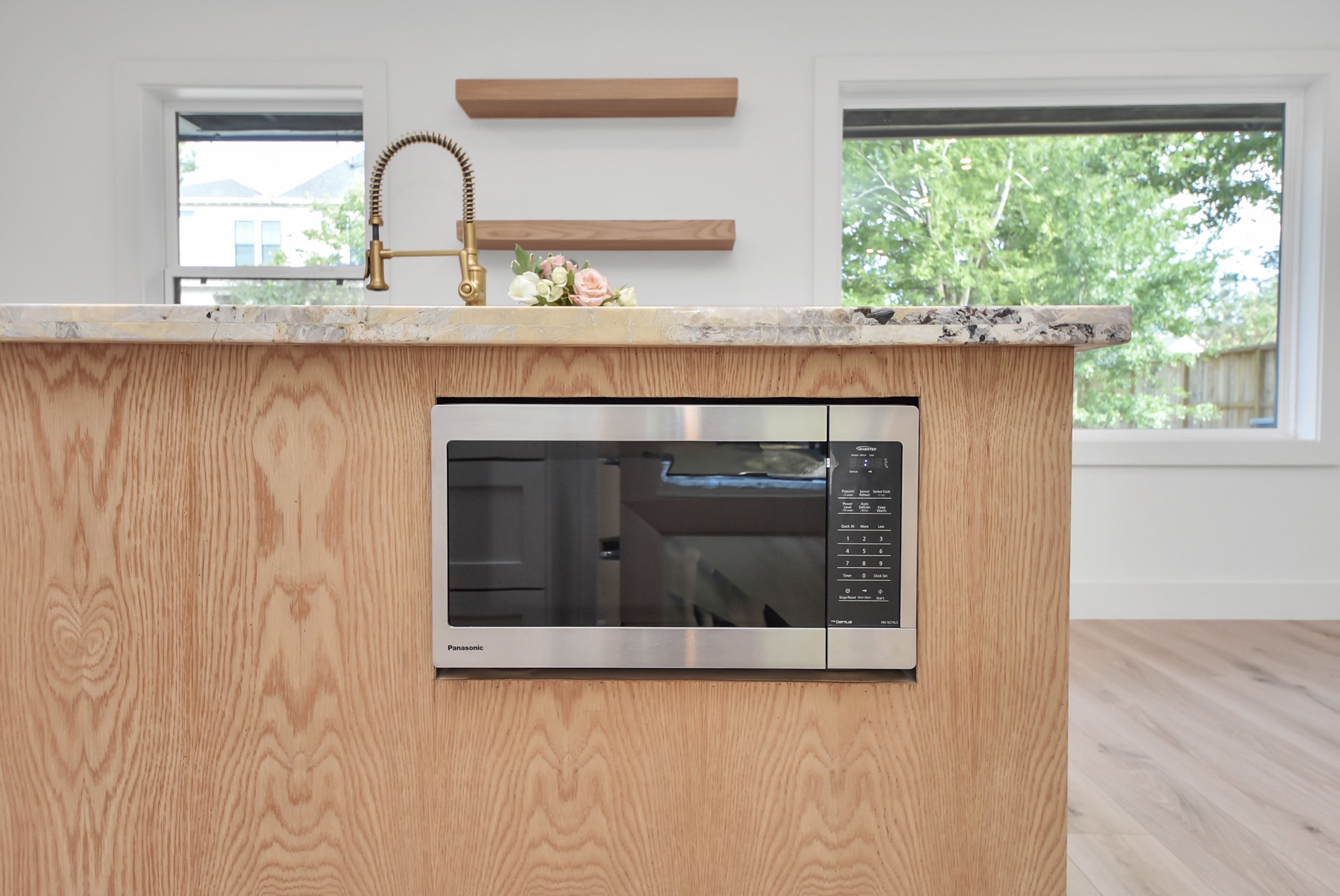 2318 Hialeah Drive Houston, TX 77018 - Photo 18 of 42 Built-in space for microwave