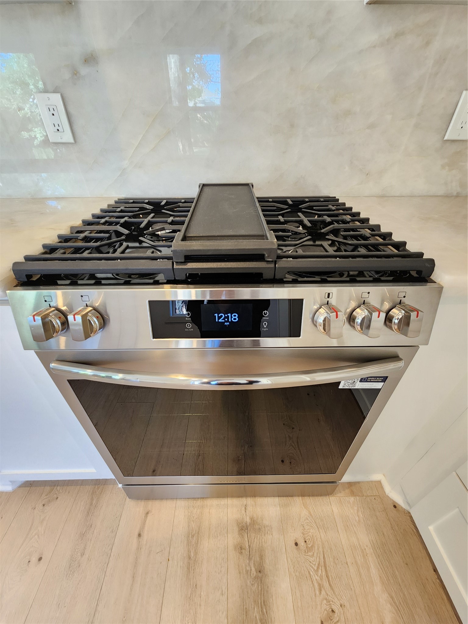 2318 Hialeah Drive Houston, TX 77018 - Photo 20 of 42 New electric oven with gas cooktop and vent hood above