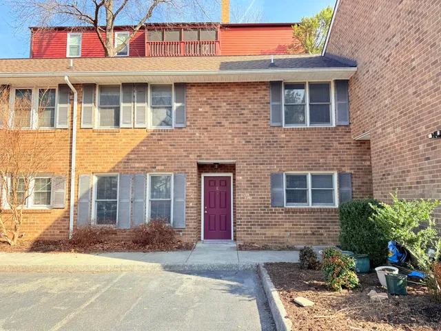 $254,950 | 2317 Broadway Avenue Southwest, Unit E, Roanoke, VA 24014