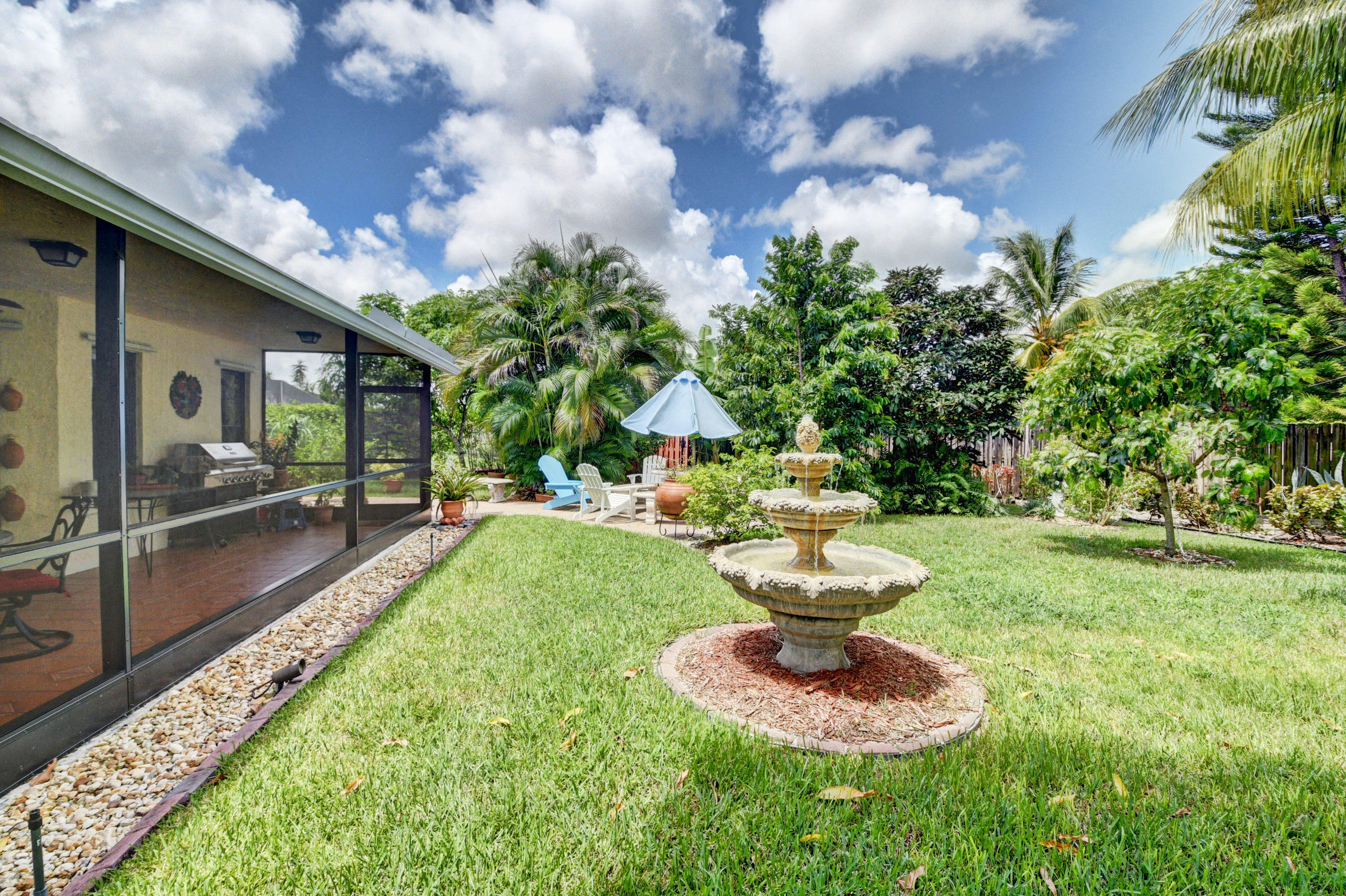 9233 Neptunes Basin Court Boca Raton, FL 33434 - Photo 22 of 31 BACK YARD FOUNTAIN